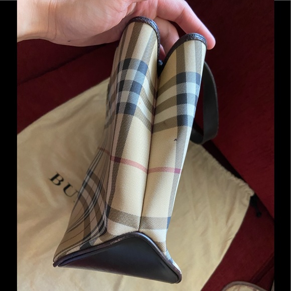 Authentic Burberry Handbag - Picture 2 of 7